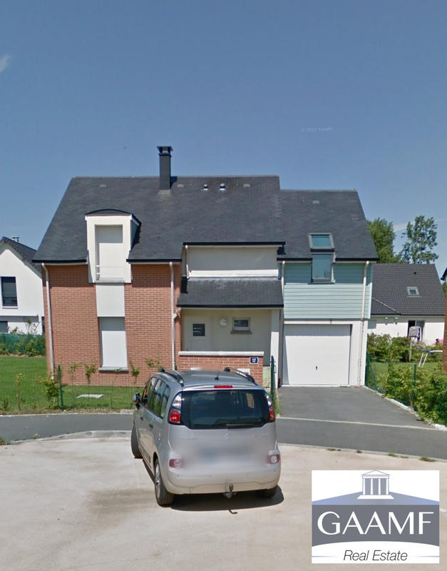 Maison traditionnelle - 107 m² - 4 pièces