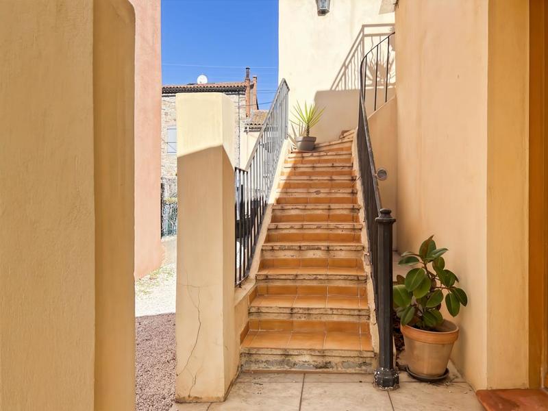 Maison - 229 m² - 9 pièces