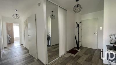 Appartement - 77 m² - 3 pièces