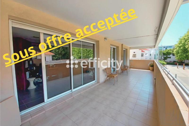 Appartement - 80 m² - 4 pièces