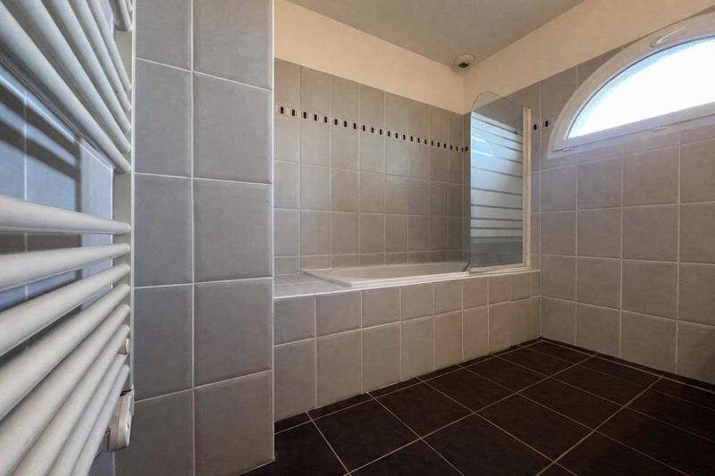 Maison - 136 m² - 5 pièces