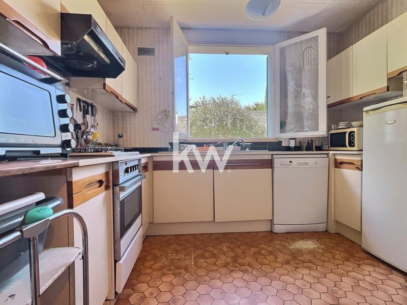 Maison - 105 m² - 5 pièces