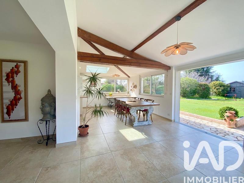 Maison - 145 m² - 6 pièces