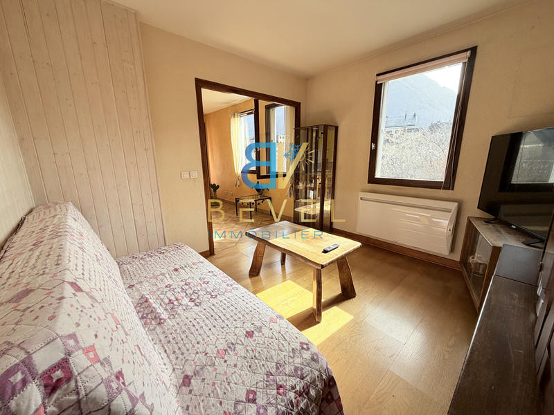 Appartement - 77 m² - 4 pièces