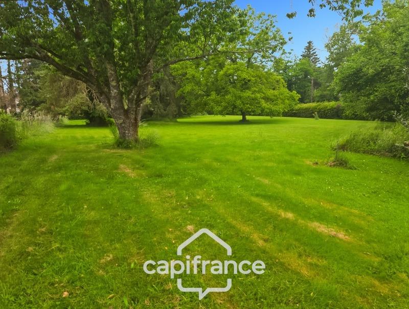 Maison - 111 m² - 9 pièces