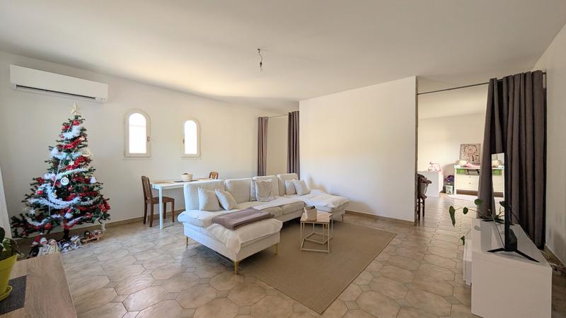 Maison - 265 m² - 9 pièces