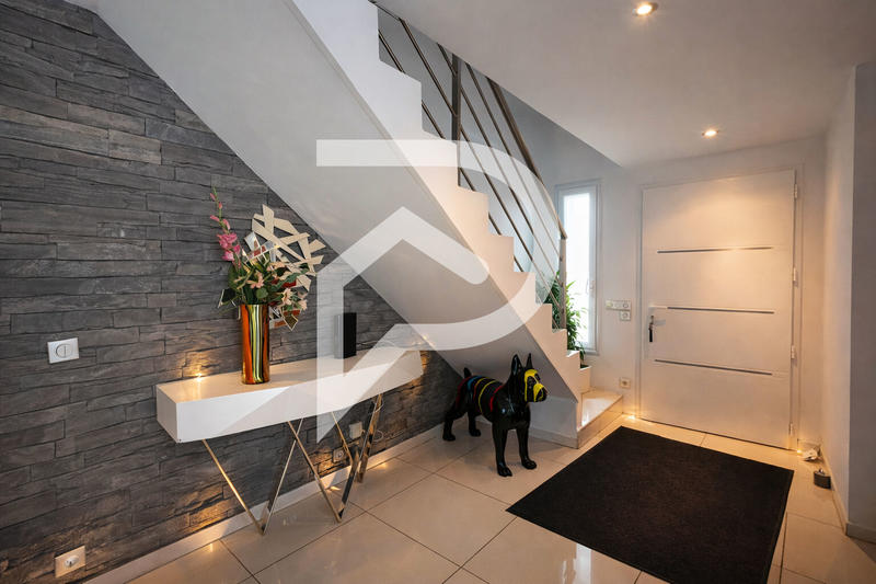 Villa - 135 m² - 6 pièces