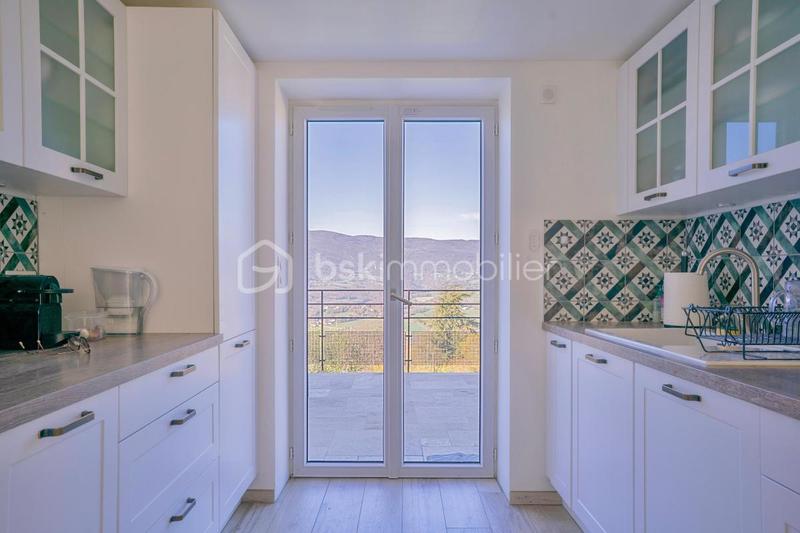 Maison - 190 m² - 7 pièces