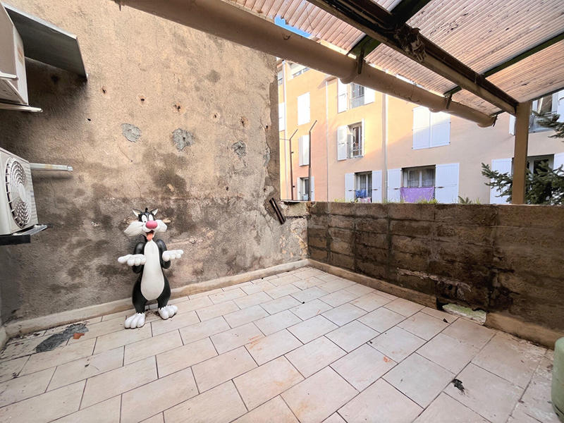 Immeuble - 257 m² - 12 pièces