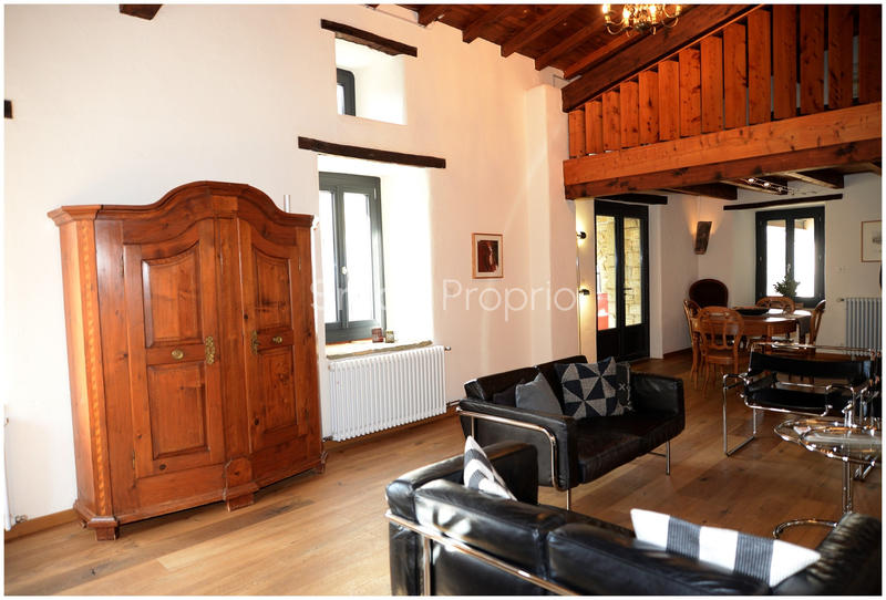 Propriété - 320 m² - 10 pièces