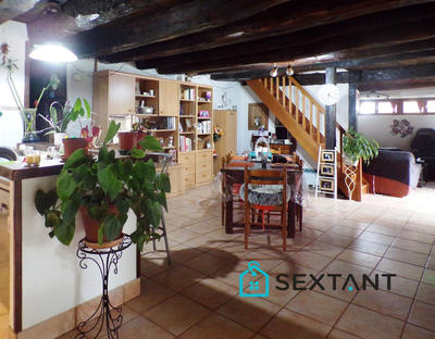 Maison - 179 m² - 10 pièces