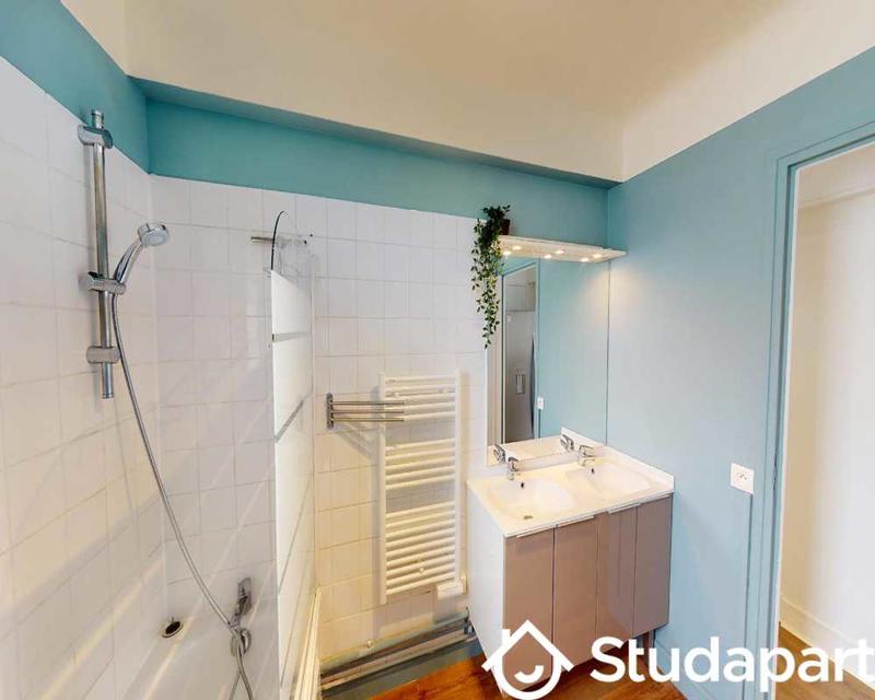 Chambre - 55 m² - 1 pièce