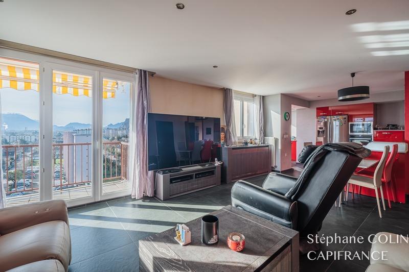 Appartement - 79 m² - 4 pièces