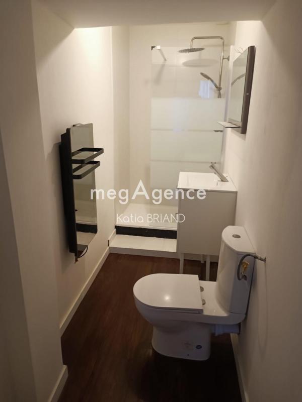 Local commercial - 46 m² - 2 pièces