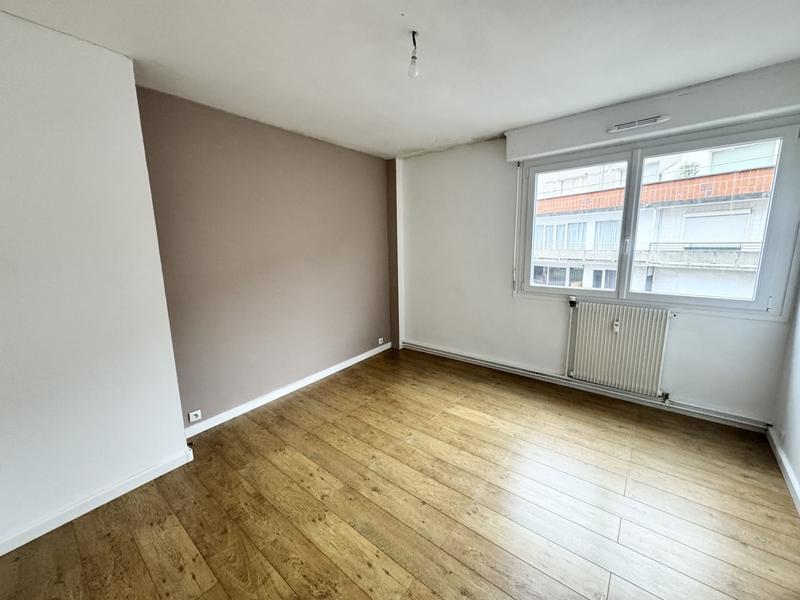 Appartement - 140 m² - 5 pièces