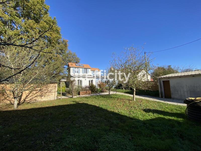 Maison - 184 m² - 8 pièces