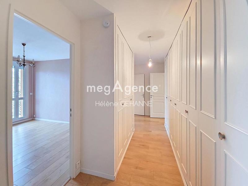 Appartement - 85 m² - 4 pièces