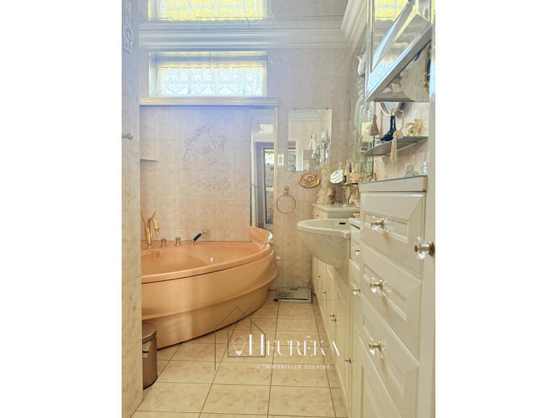 Maison - 156 m² - 5 pièces