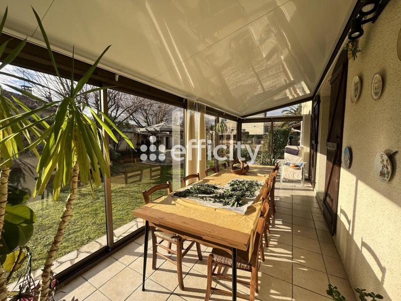 Maison - 157 m² - 6 pièces