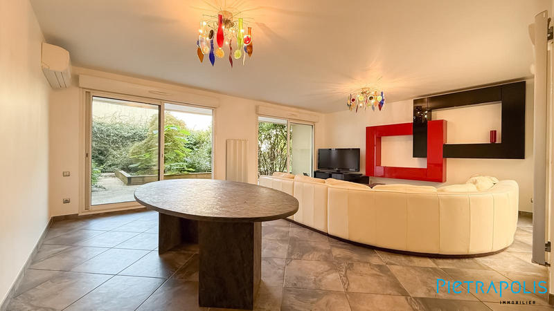 Maison - 142 m² - 6 pièces