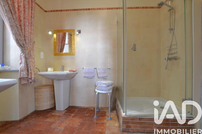 Maison - 430 m² - 12 pièces