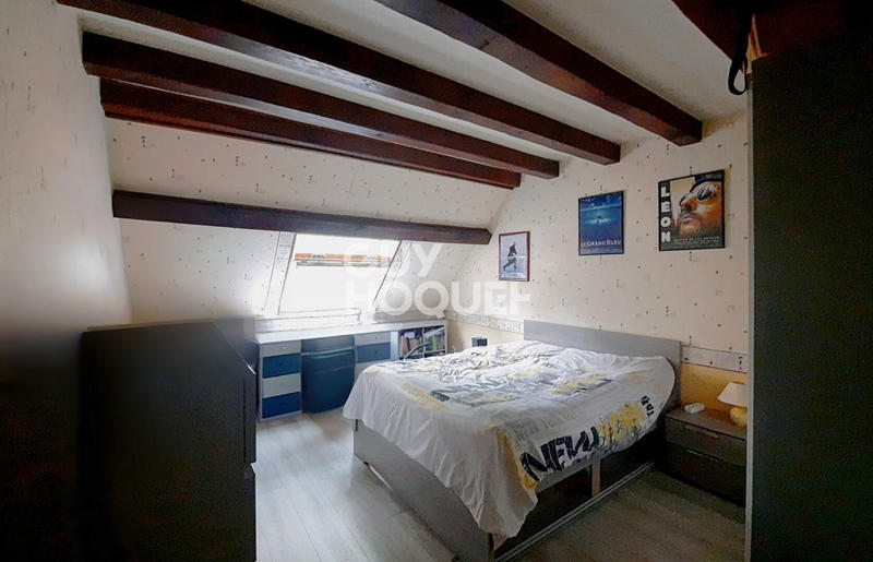 Maison - 180 m² - 7 pièces