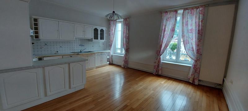 Appartement - 125 m² - 4 pièces