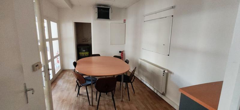 Local d'activités - 105 m²