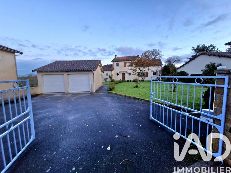 Maison - 165 m² - 6 pièces