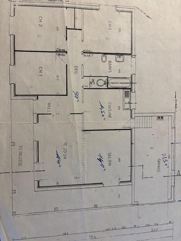 Maison - 90 m² - 4 pièces