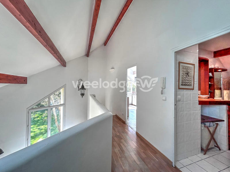 Maison ancienne - 216 m² - 8 pièces