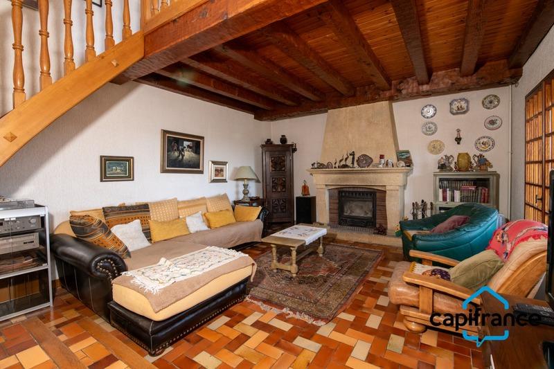 Villa - 213 m² - 7 pièces