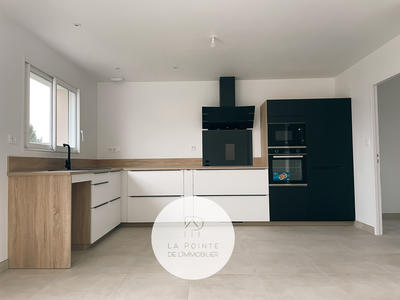 Maison - 139 m² - 6 pièces