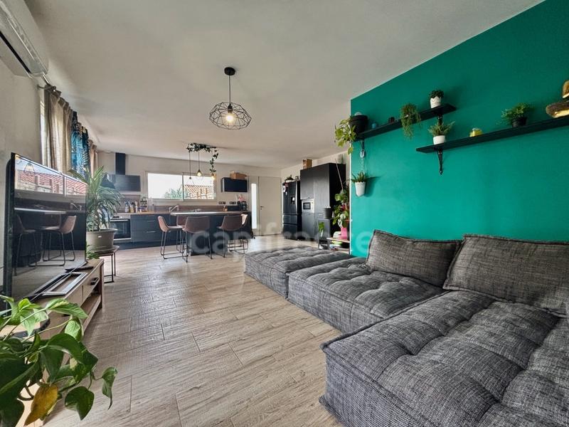 Maison - 98 m² - 5 pièces