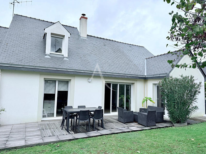 Maison - 160 m² - 6 pièces