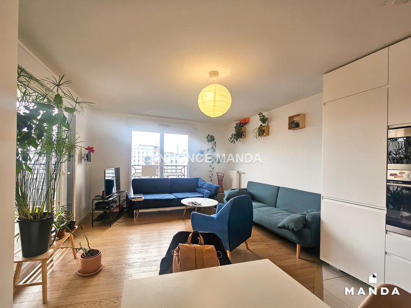 Chambre - 9 m² - 4 pièces