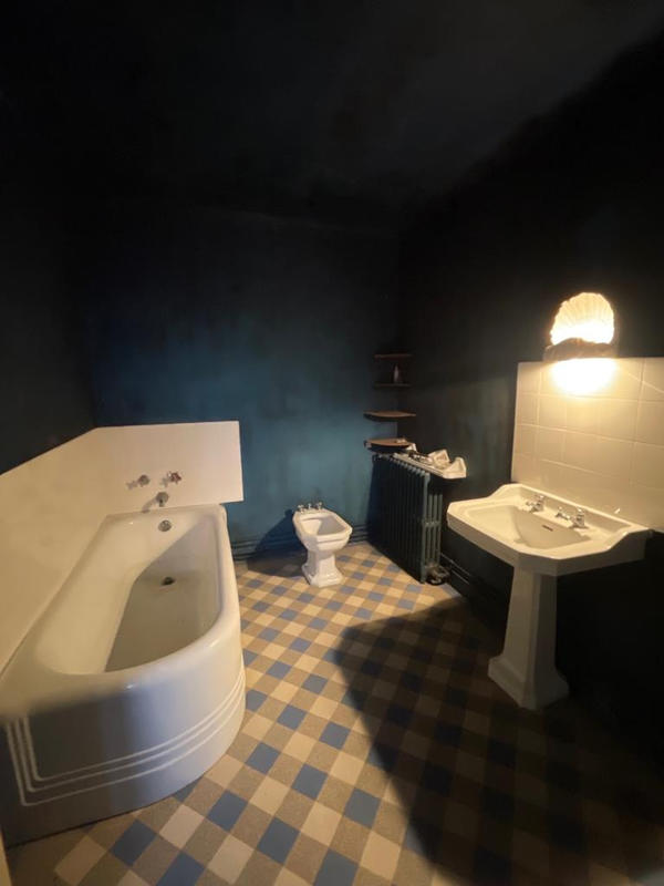 Propriété - 340 m² - 12 pièces