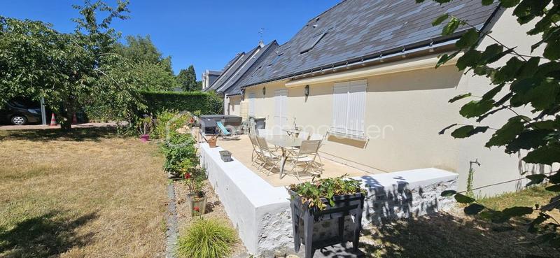 Maison traditionnelle - 159 m² - 6 pièces