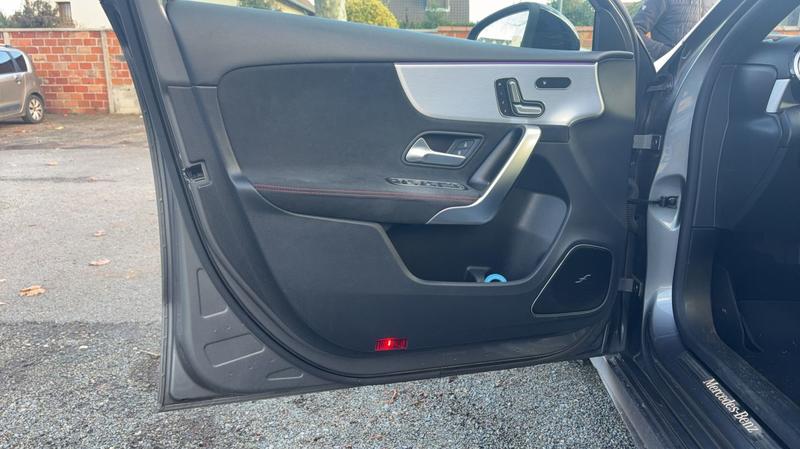 Mercedes Classe a 200 163 7g-Dct Amg Line - Automatique Toit ouvrant