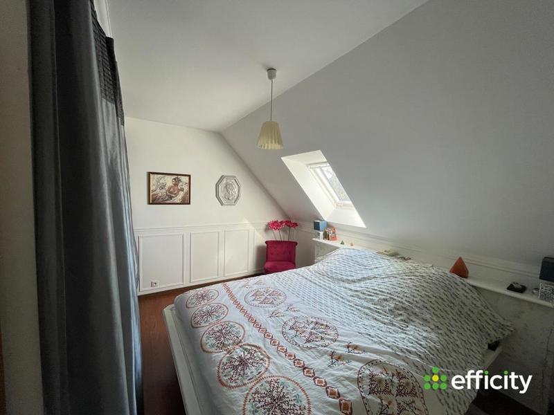 Maison - 139 m² - 6 pièces