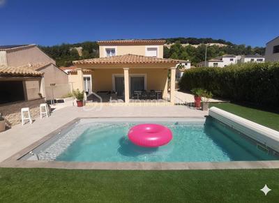 Villa - 121 m² - 5 pièces