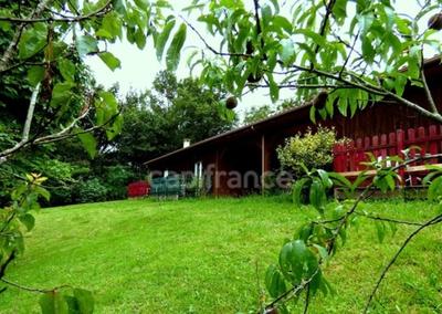 Maison - 225 m² - 9 pièces