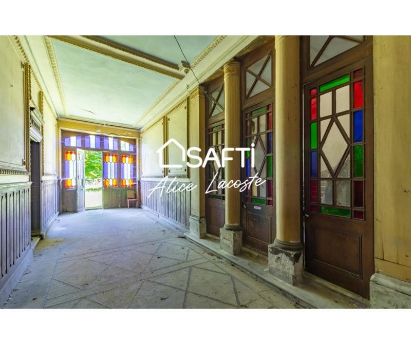 Maison - 600 m² - 10 pièces