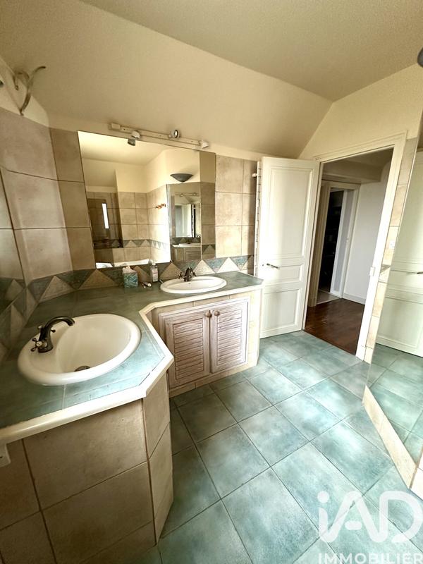 Maison - 150 m² - 6 pièces