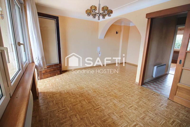 Maison - 100 m² - 6 pièces