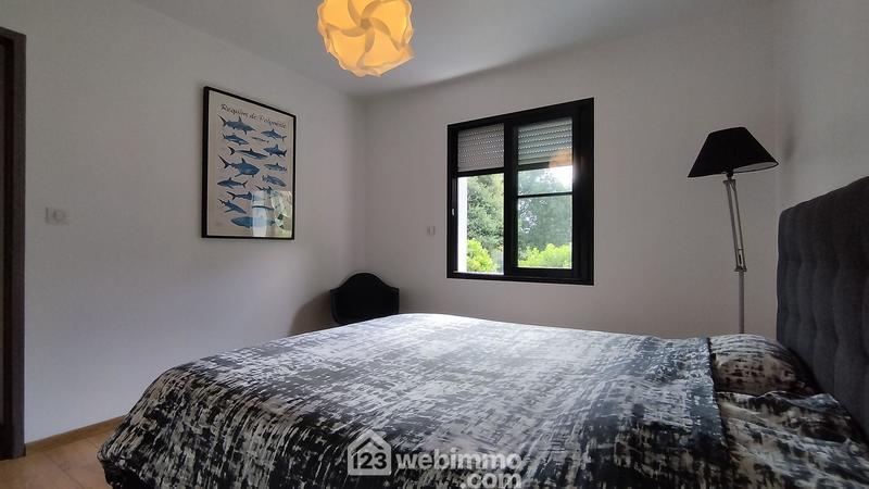 Maison - 180 m² - 7 pièces