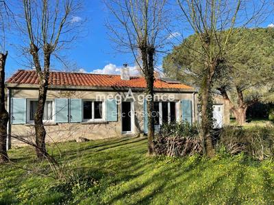 Maison - 89 m² - 5 pièces