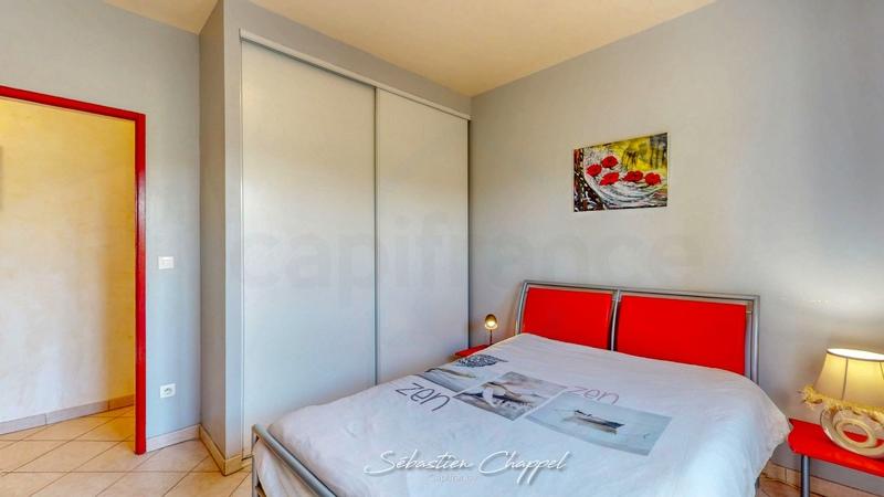 Maison - 252 m² - 10 pièces