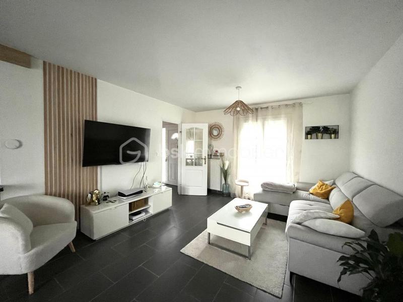 Maison - 104 m² - 6 pièces