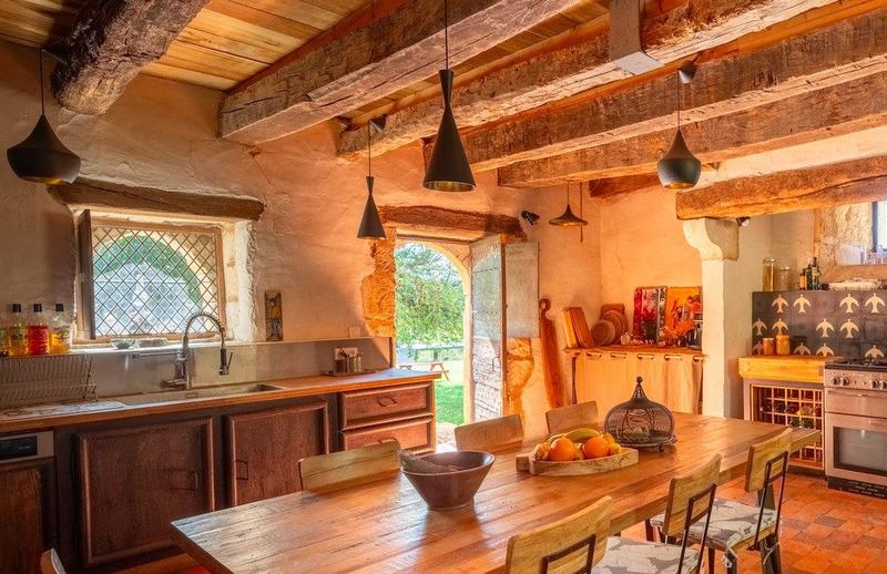 Maison - 785 m² - 15 pièces